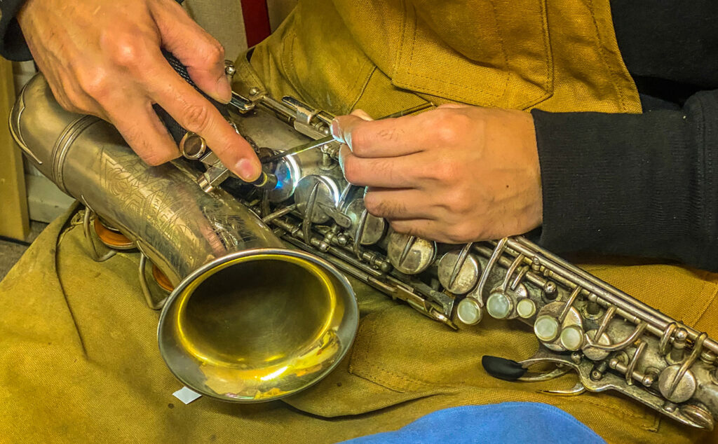 サックスリペア