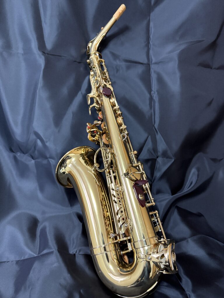 Yanagisawa A-50 アルトサックス 本体全体の写真