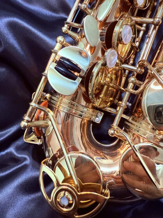 ラッカーの剥がれやキズ無し、新品同等品