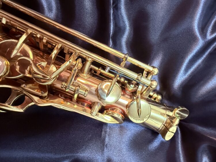 ネック近くも錆びやキズ無