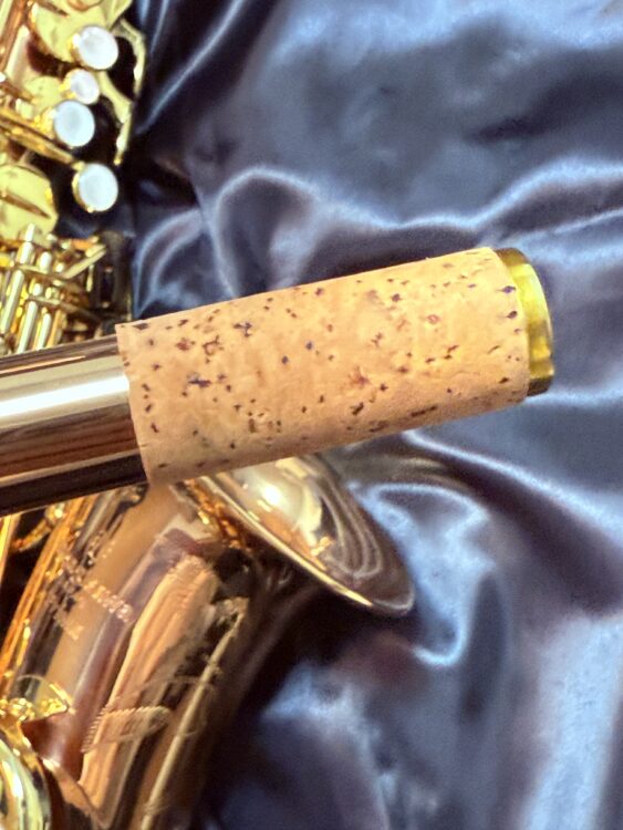 サックスネックコルク